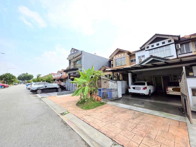 [FULLY RENO] Double Storey Seksyen 23 , Shah Alam 1