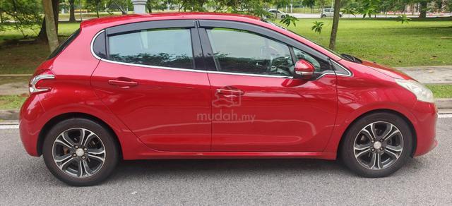 2013 Peugeot 208 1.6 VTI ALLURE (A) - 5