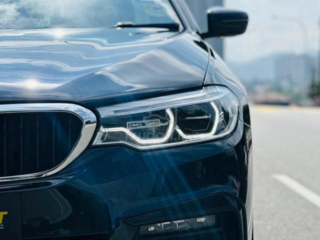2019 Bmw 530i 2.0 M-SPORT MIL KM ONLY - 2