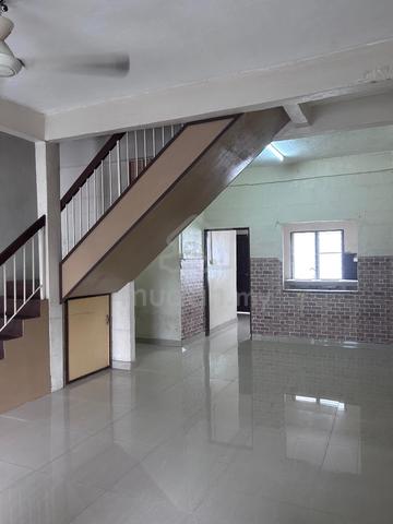 Klang Utama Double Storey House For Sale 1