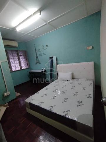 Nice Room For Rent With Free WiFi At Taman Permai Jaya Near Econsave 1