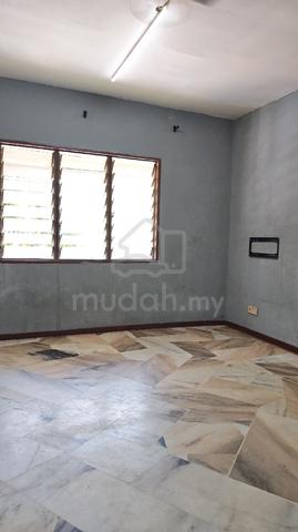 Flat PKNS Seksyen 7 Shah Alam 1