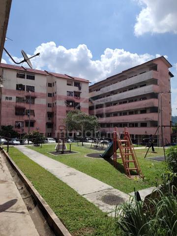 Pangsapuri Kuang 1