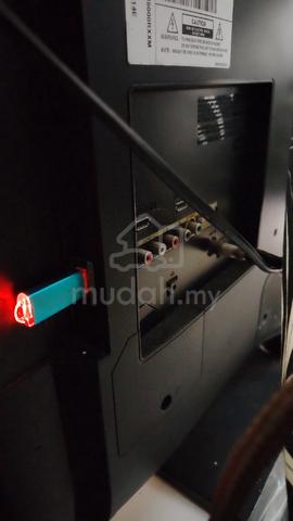 samsung 40inci  - photo 3 of 5