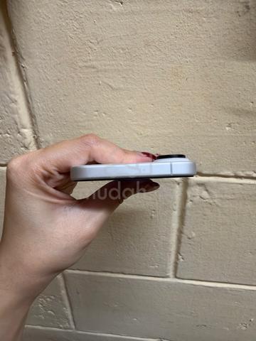 IP 16 (White 128GB) (Lady User) - photo 6 of 6