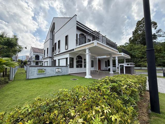 (✅HOT DEAL✅) 92x80 Peranakan Straits Setia Eco Templer Bungalow 1