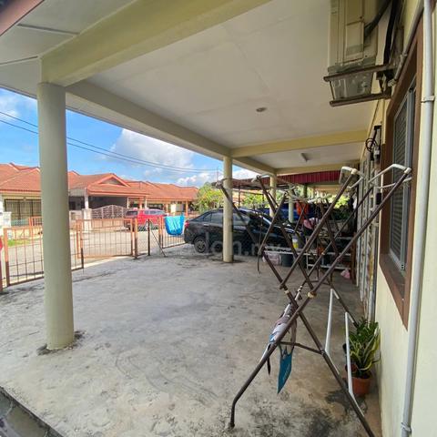 Rumah Cantik Gambang Damai Nak Let Go Sekali Perabot Termasuk AirConds 3