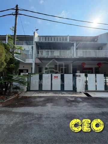 3 Storey Terrace at Taman Bukit Minyak Utama near Kota Permai for Sale 1