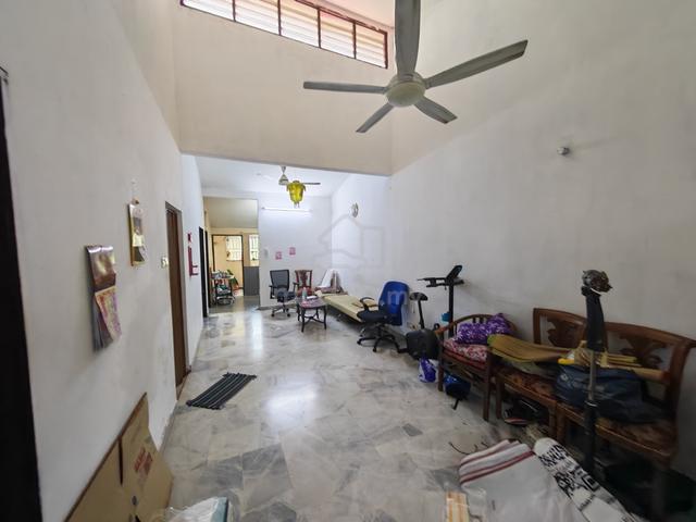 Oug / Tan Yew Lai 1 Storey Terrace House 1