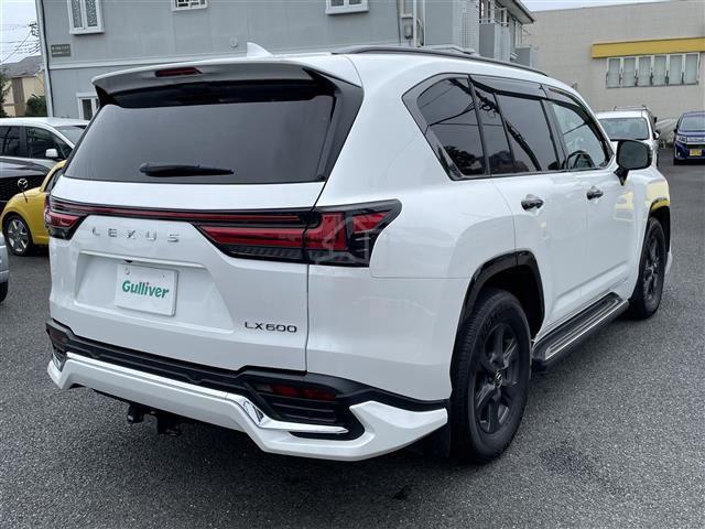 2023 Lx600 Off road Mark Levinson - 3