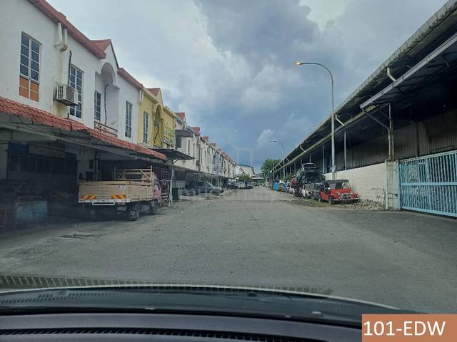 1.5 Storey Light Industrial Meru Batu 5 Jalan Keledang Near Main Road 1