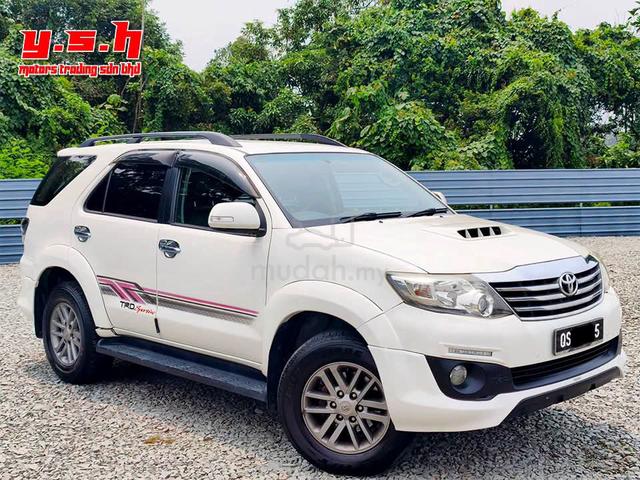 2015 Toyota FORTUNER 2.5 G TRD SPORTIVO KUN50R (A) - 4