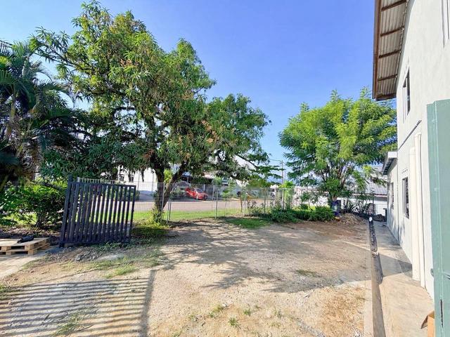 Labis Double Storey Corner With 19KakiLand,FulLoan,BasicReno,1InMarket 1