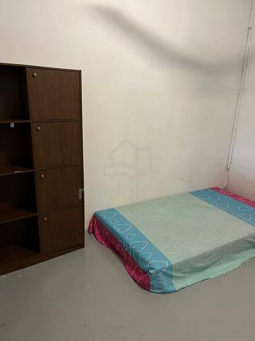 Room For Rent 1