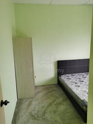 Flat Taman Pelangi Indah 5