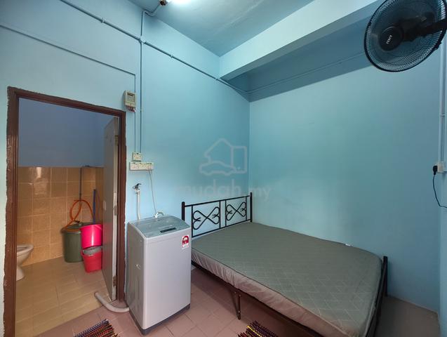 Kampung Chempaka Petaling Jaya Terrace House Studio Unit For Rent 1