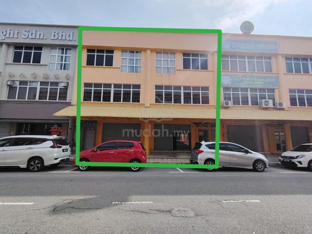 Strategic Location 2 Joining Intermediate Shoplot For Rent@Melaka Raya 1