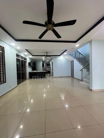 Double Storey Cluster End lot 1