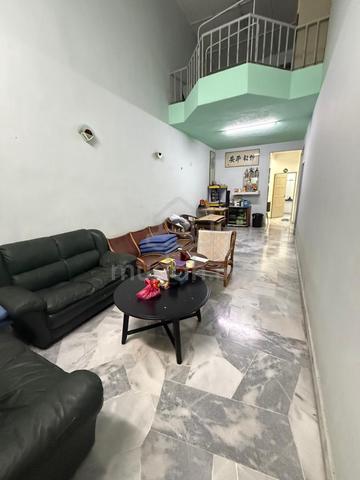 Cheras Perdana 1.5 Storey Terrace For Rent 1