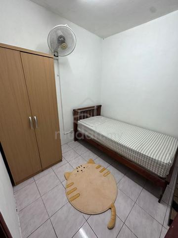 Pangsapuri Damai (Subang Bestari) 1