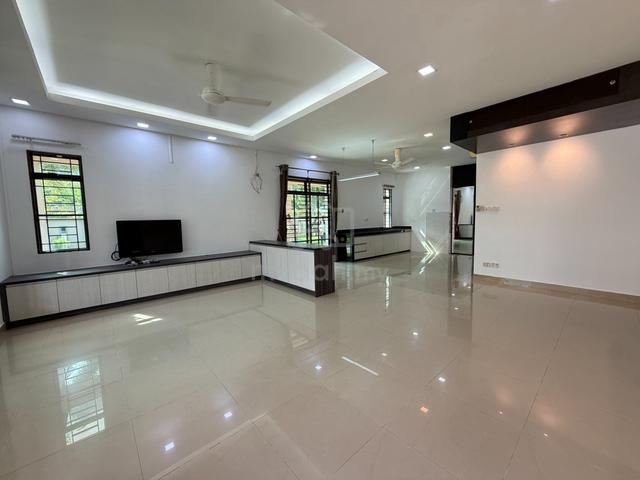 Corner 2 Sty Semi D@ Bukit Sungai Long, Freehold, Guarded, Super Cheap 1