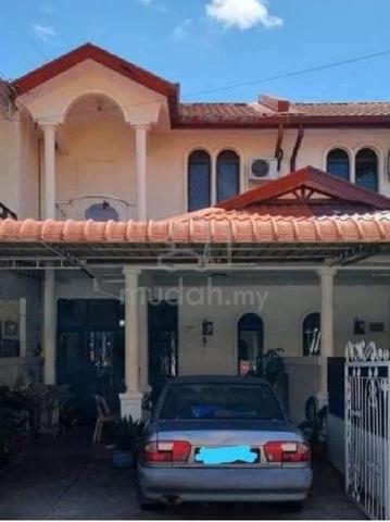 Double Storey Intermediate Terraced House 1