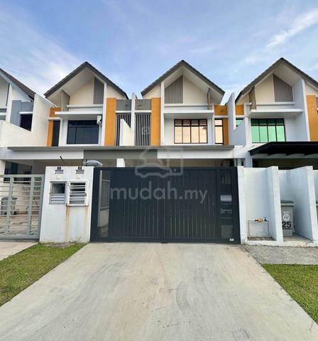 BESTARI PERDANA(Meridian East)‼️RENOVATED UNIT🤩GATED GUARD👮♀️ 1