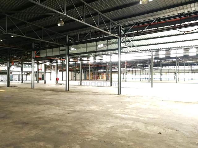 Near Main Road Warehouse Senawang Industrial Estate 4