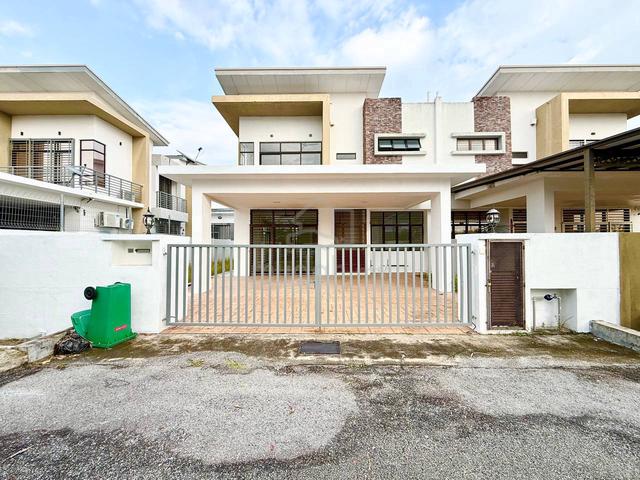 FACING OPEN ‼️ Semi-D 2 Storey Bandar Tasik Kesuma Fasa 1M, Semenyih 1