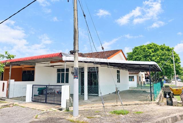 TAMAN UNIVERSITI📍CORNER LOT OPEN FACING|FULL LOAN|1,808 sqft 1