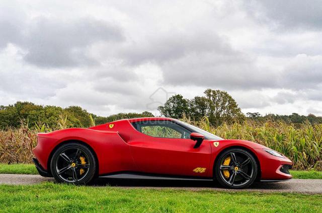 2023 Ferrari 296 GTB MATTE RED CARBON PACK JBL 8K - 5