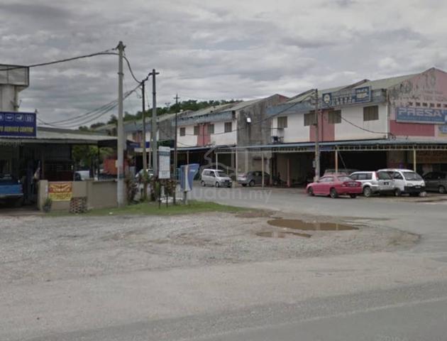 Raub Jln Lipis 1 1/2 Storey Semi Detached Factory For Rent 1