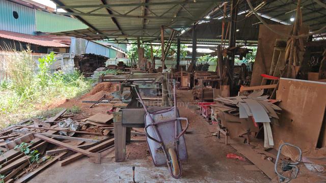 Single Storey Factory Warehouse at Bukit Rambai Tanjong Minyak 1