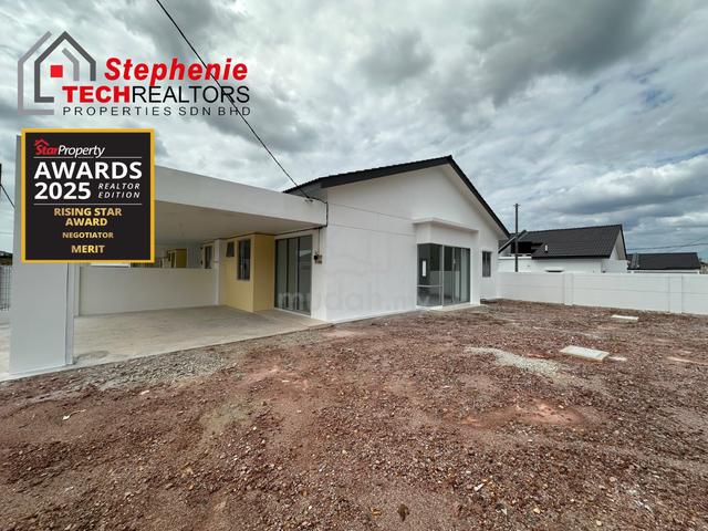 BUKIT BANYAN CASSIA SiNGLE STOREY TERRACE CORNER LOT BIG LAND 1