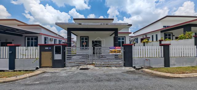 1 stry bungalow villa bukit negeri senawang 1