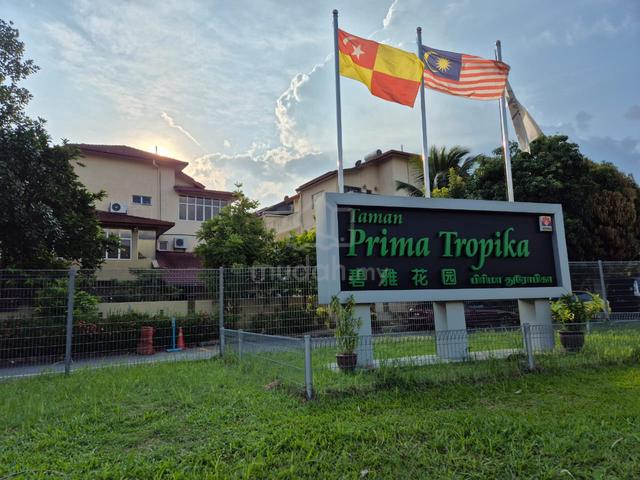 Double Storey Endlot Taman Prima Tropika Seri Kembangan for sell* 1
