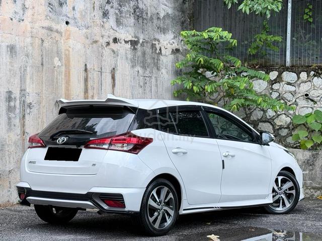 Toyota YARIS 1.5 E (A) 360 CAM /BLIND SPOT MONITOR - 4