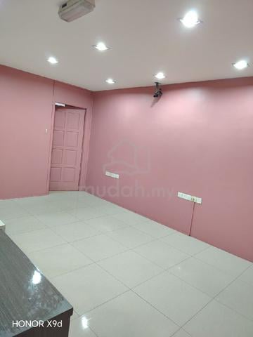 Office For Rent 1