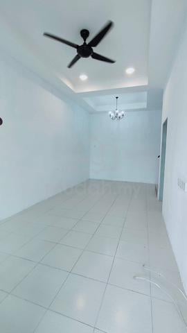 Klebang Mutiara One and Half Storey Terrace House For Rent 2