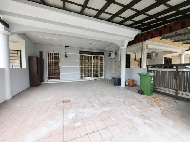 Taman Pinji Mewah next to Bandar Seri Botani 2Sty House for rent 1