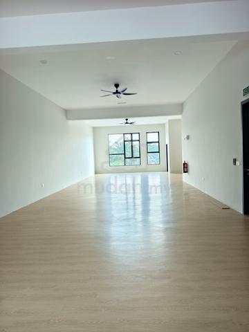 Renovated office 2 Storey Shoplot Taman Molek Residen , Ayer Molek 1