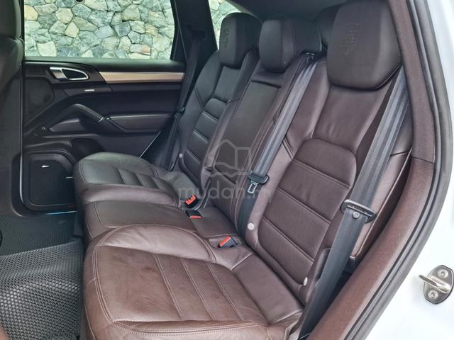 LOCAL Porsche Cayenne S 4.8 V8 CBU - 5