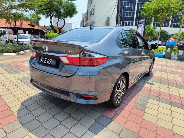 2019 Honda CITY 1.5 V (A) Full Spec, Full Service - 4