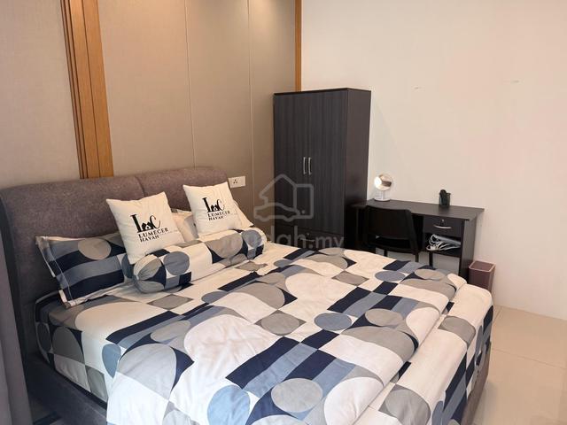 R&F Room for Rent 1