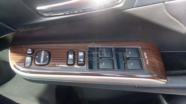 2015 Toyota CAMRY 2.5 HYBRID AVV50R FACELIFT (A) - 5