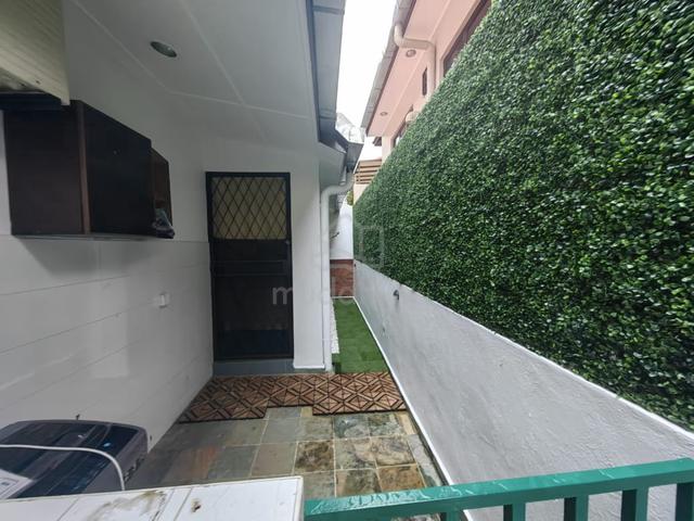 Jln layang Taman Perling Semi D  Double Storey 4 Bed Fully Furnished 1