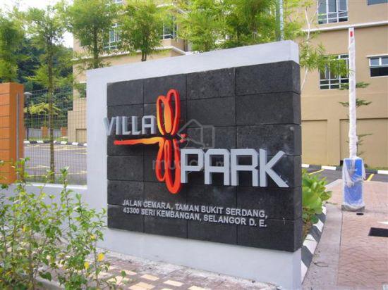 Villa Park 1