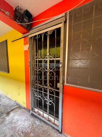 Rumah Pangsa Alor Malai 1