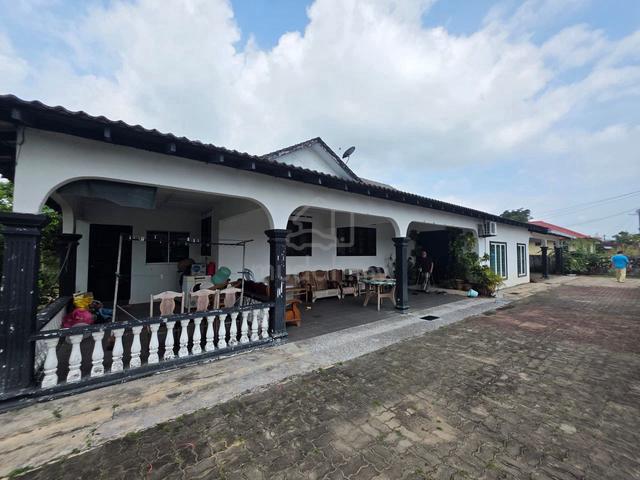 Banglo Setingkat Tanah Suku Ekar & Memanjang Di Kg Peramu, Kuantan 1