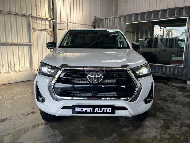 Toyota HILUX 2.4 V ( Free Service Package) - 2